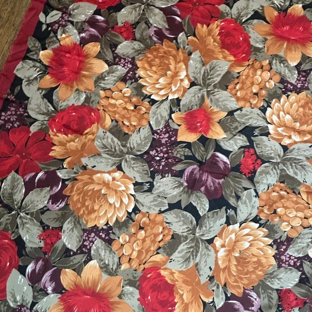 Vintage Red Cottage Floral Challis Large 45
